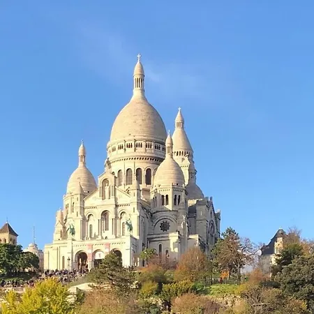Unique View Of Sacre Coeur! باريس