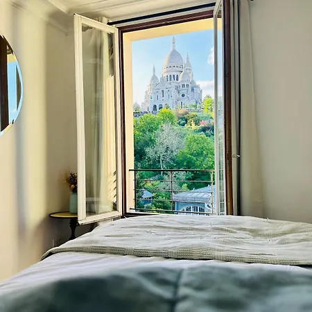 Unique View Of Sacre Coeur! باريس